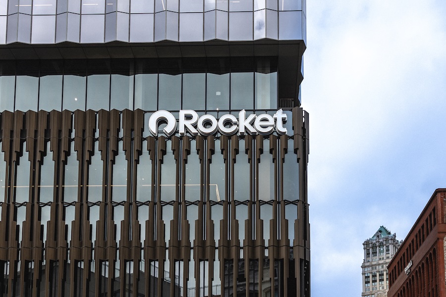Rocket signage, Exterior